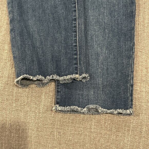 Carve Designs Jeans Womens 8 Blue Raw Frayed Hem Straight Leg Organic Cotton - Picture 6 of 8